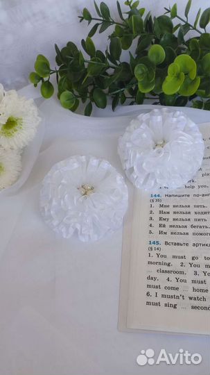 Школьные бантики ручной работы