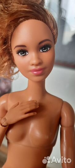 Барби, безграничные движения