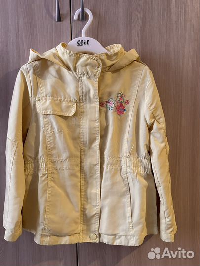 Ветровка для девочки