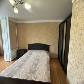 2-к. квартира, 61 м², 8/12 эт.