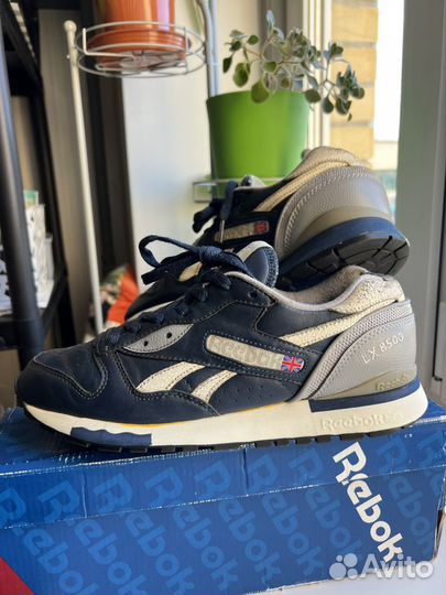 Кроссовки Reebok classic LX 8500 original (40,5)