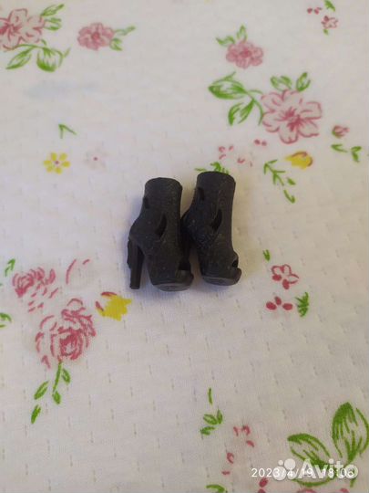 Кукла Барби безграничных движения