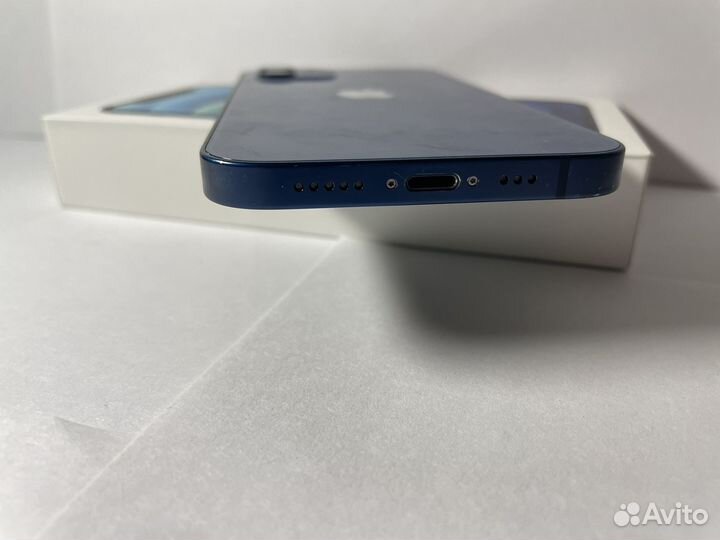 iPhone 12, 64 ГБ