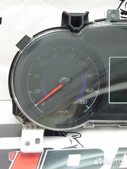 Панель приборов Mitsubishi Outlander XL