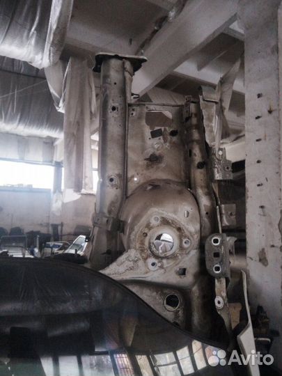 Лонжерон правый Ford Focus 2 седан 1.6 shda 2008