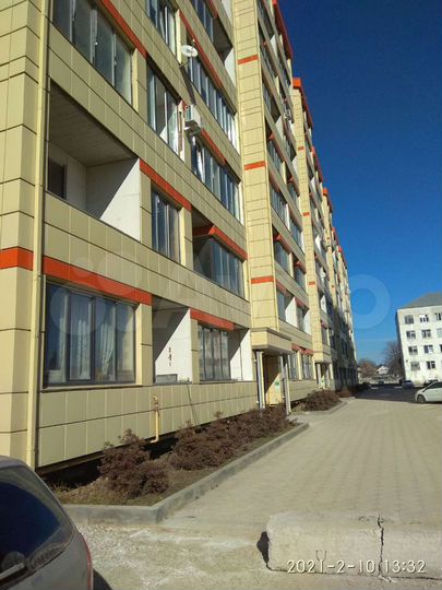 2-к. квартира, 65 м², 1/10 эт.