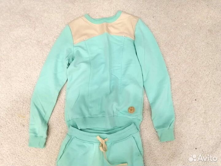 Спортивный костюм для кормящих и беременных мам