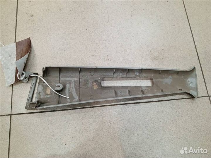 Обшивка стойки средняя правая (внутри) Mitsubishi