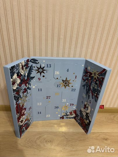 Картонные коробки подарочные