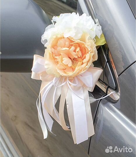 Свадебные украшения на машину