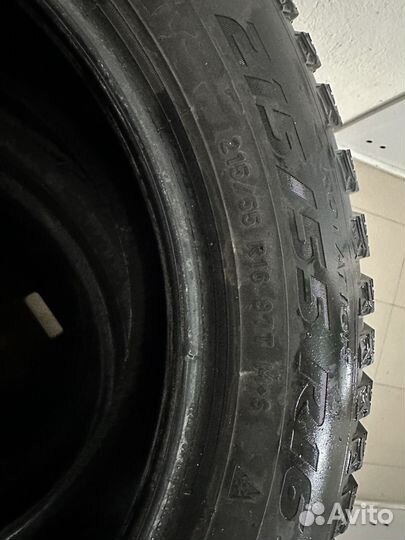 Pirelli Ice Zero 2 215/55 R16 97T