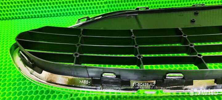 Нижняя решётка радиатора ford Focus 2 рест