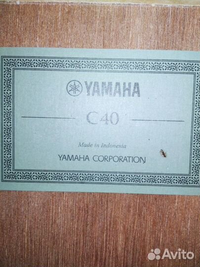 Классическая гитара yamaha c40 бу
