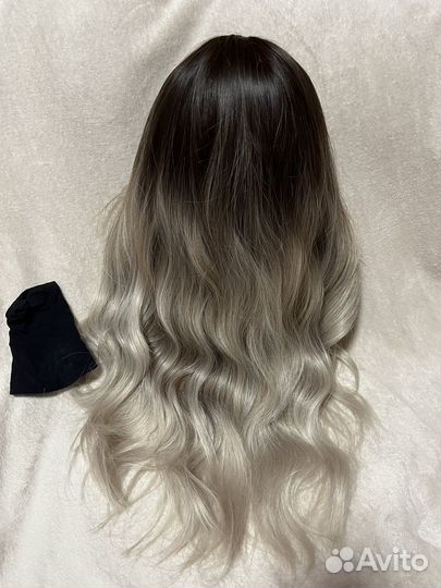 Парик из искусственных волос