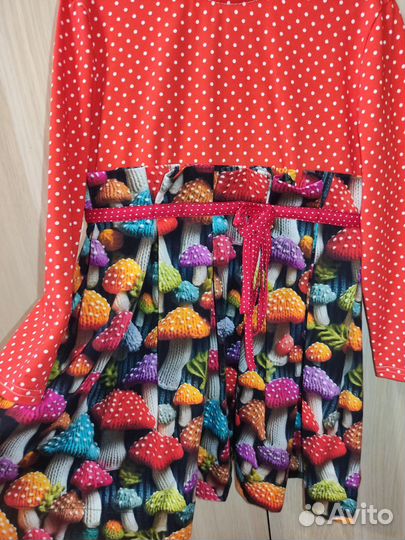 Нарядное платье для девочки 110-116