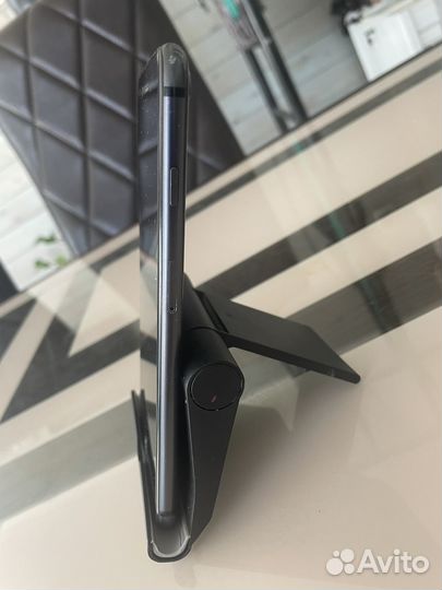 iPhone 8 Plus, 64 ГБ