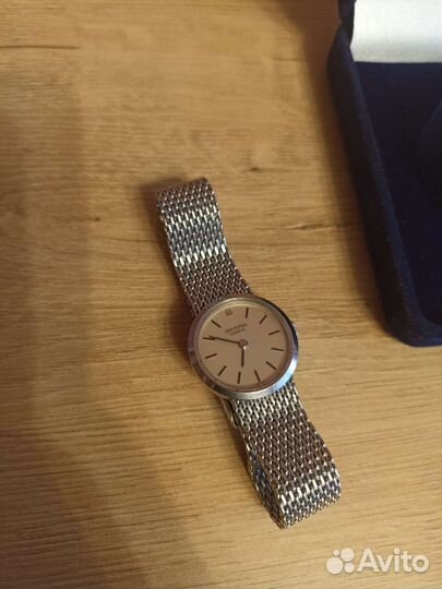 Universal geneve (Швейцария)