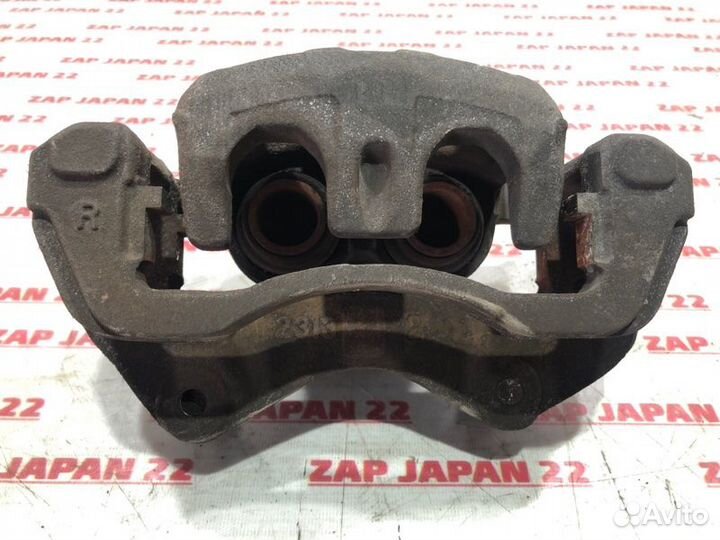 Суппорт передний правый Mitsubishi Challenger K99