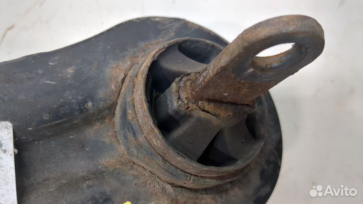 Ступица (кулак, цапфа) левая задняя Ford Focus 3