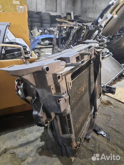 Радиатор Диффузор на Mazda CX9 2007-2015 г.в