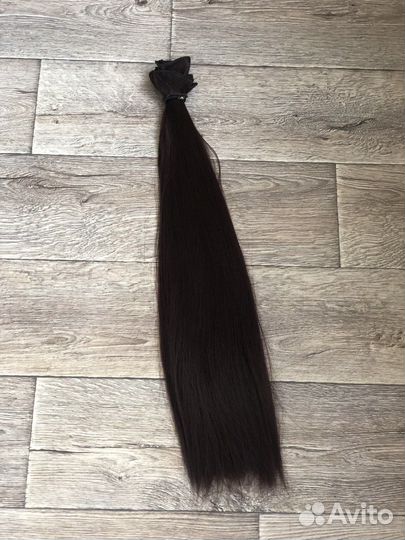 Волосы на заколках