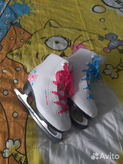 Коньки фигурные 30 размер