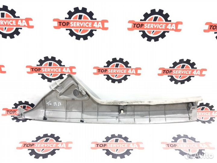 Обшивка стойки передняя правая Toyota Harrier XU30