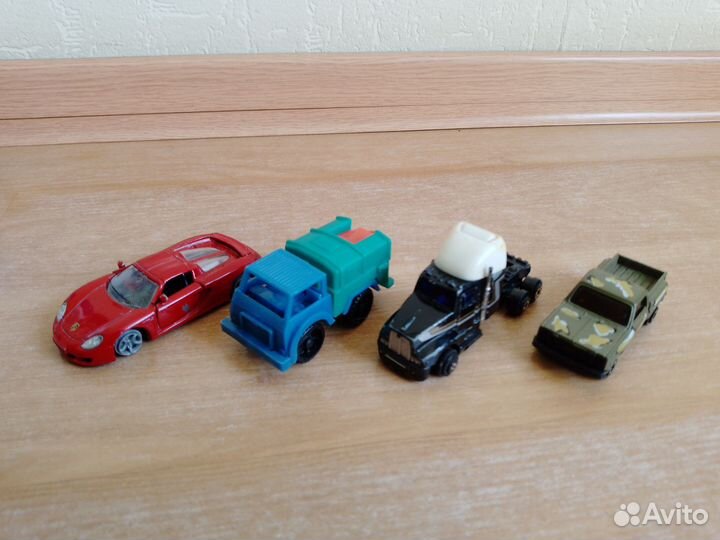 Роботы, модели, машинки, СССР, Финляндия и другие