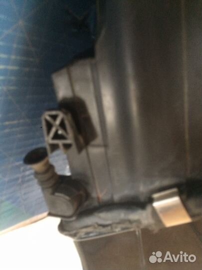 Фара правая Ауди а8 б8 2010 год