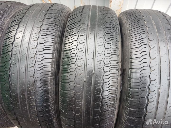 Nexen Classe Premiere 521 215/70 R16