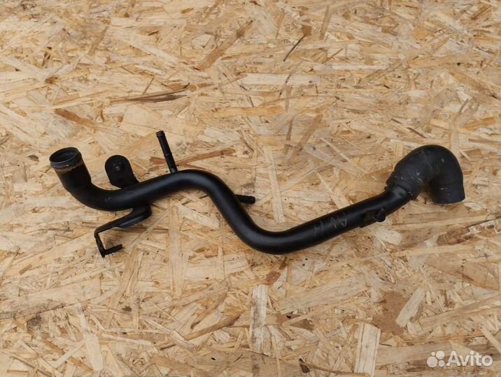 Трубка охлаждающей жидкости пластиковая Volkswagen