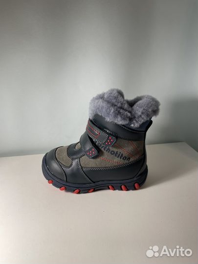 Детские зимние ботинки