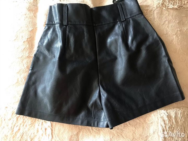 Шорты женские новые 42-44 размер