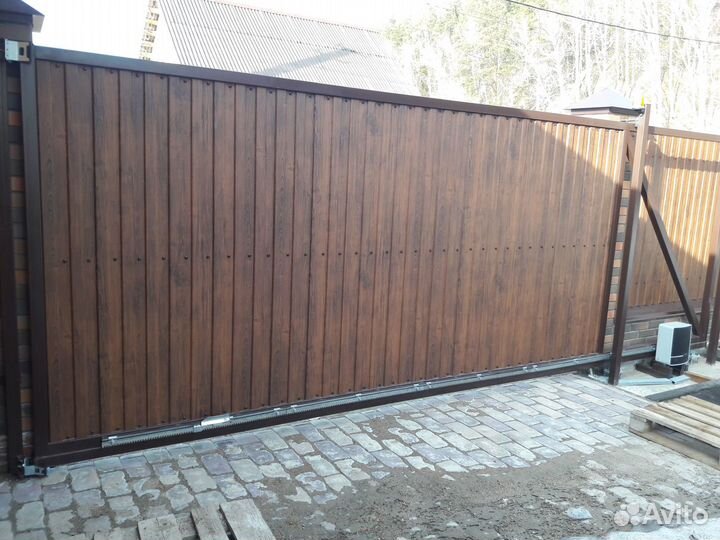 Забор из профлиста от производителя. Качественно