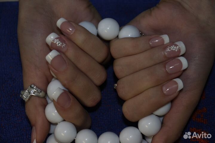 Выпрямление волос. Маникюр, педикюр, шелл