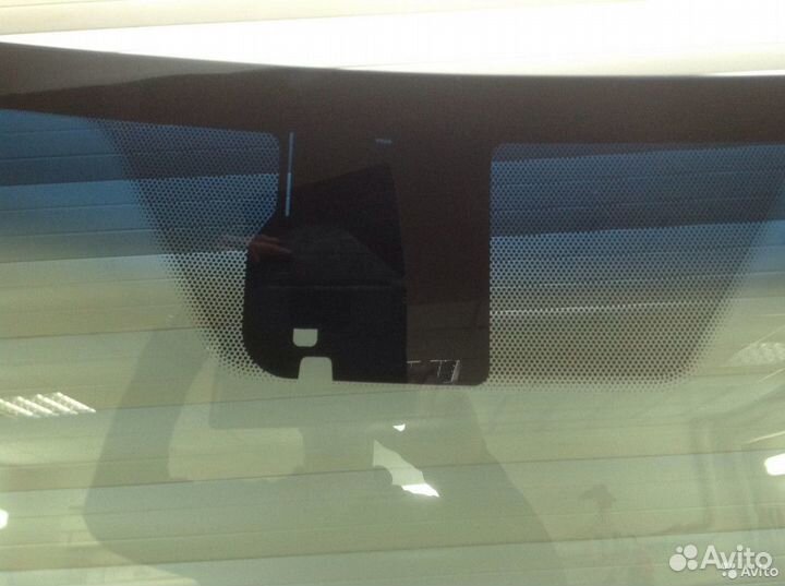 Лобовое стекло