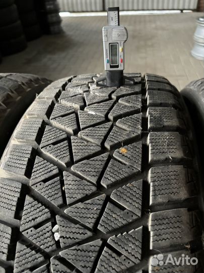 Bridgestone Blizzak DM-V2 255/50 R19 107T