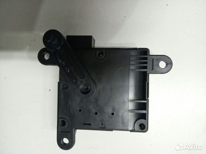 Hyundai elantra III моторчик заслонки печки