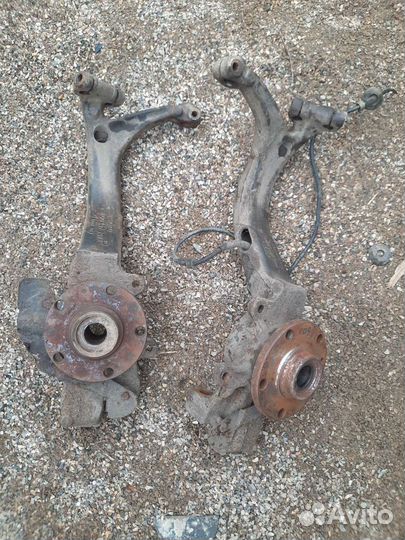 Поворотный кулак audi a4 b5