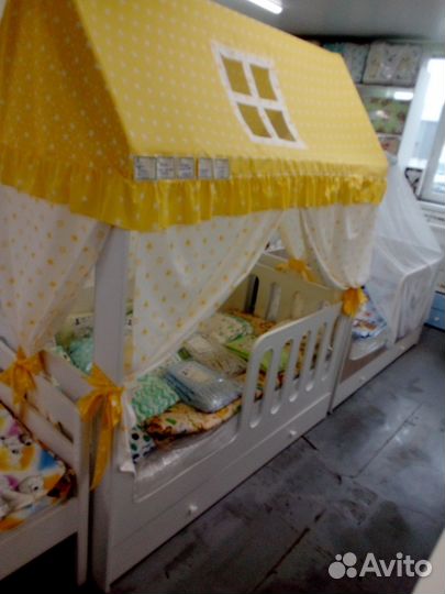 Кроватка детская Домик 1600-800