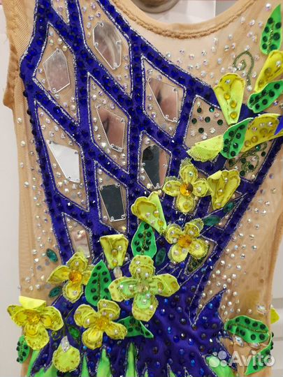 Продаю гимнастический купальник