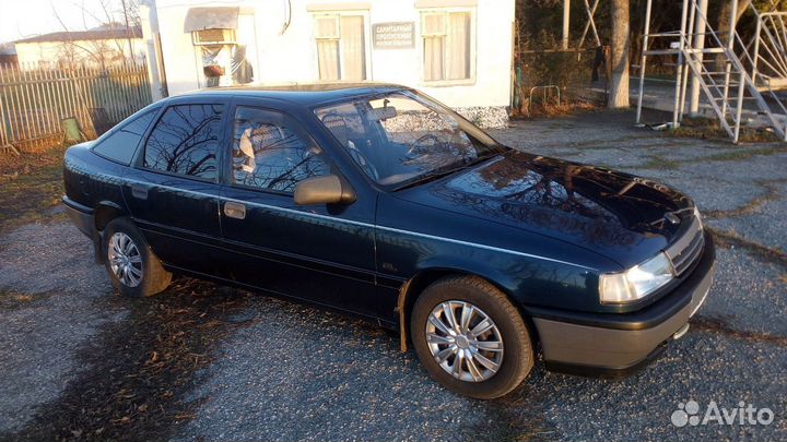 Opel Vectra 1.6 МТ, 1991, 303 000 км