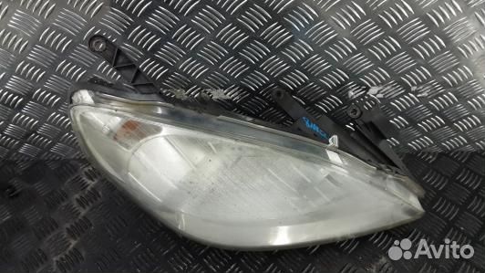 Фара правая opel zafira B (8NK28MU01)