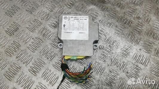 Блок управления airbag volkswagen touran (1T1, 1T2