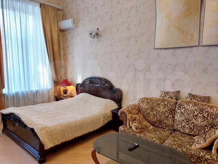 2-к. квартира, 63 м², 2/4 эт.