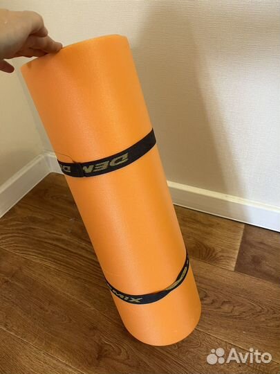 Коврик для фитнеса. Скакалка