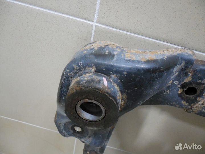 Балка подмоторная RIO 2005-2011