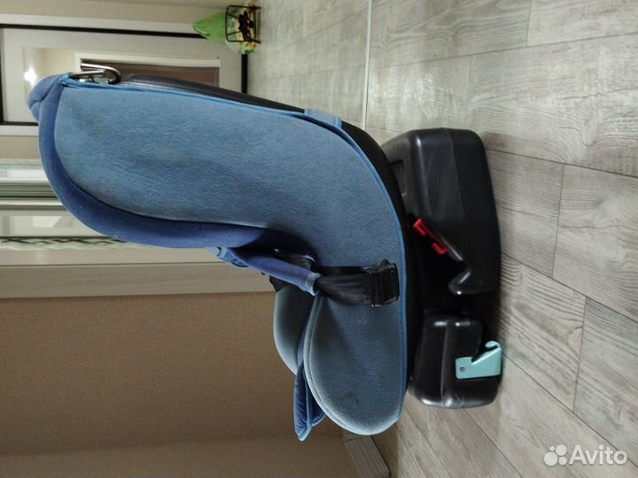 Детское автомобильное кресло от 15 до 36 кг