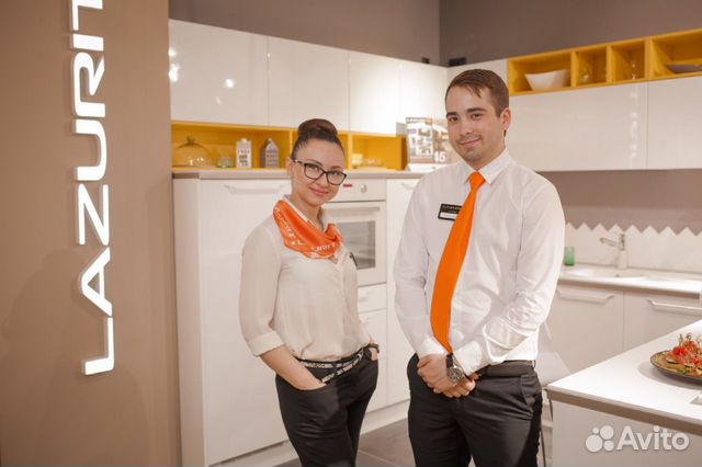 Продавец в мебельный салон