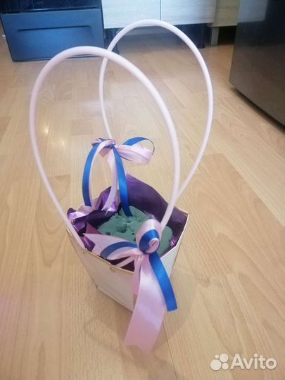 Корзинки для живых цветов